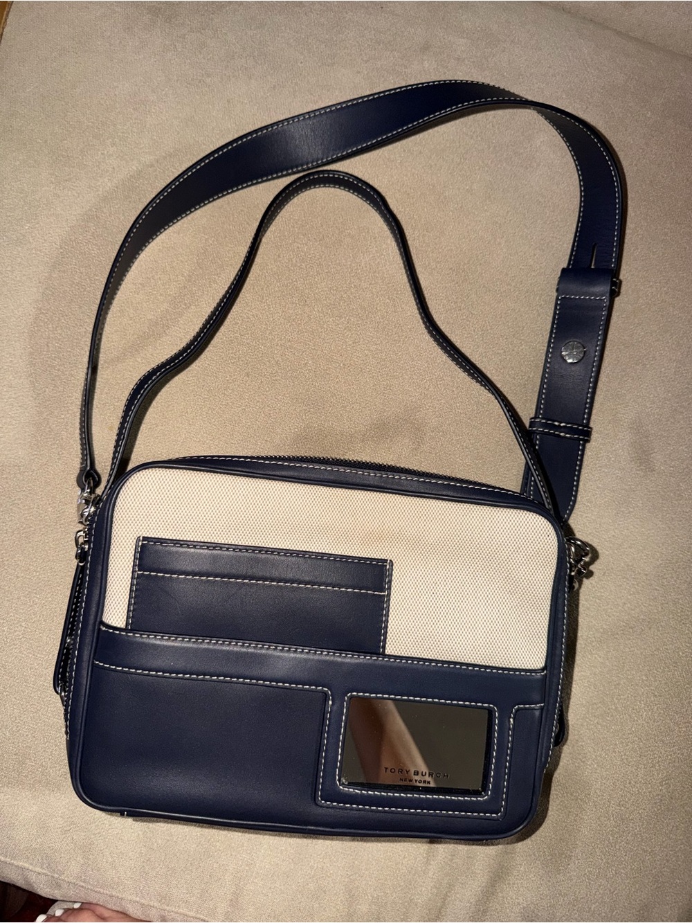 Tory Burch Authentic Camera Bag - Picture 5 of 6